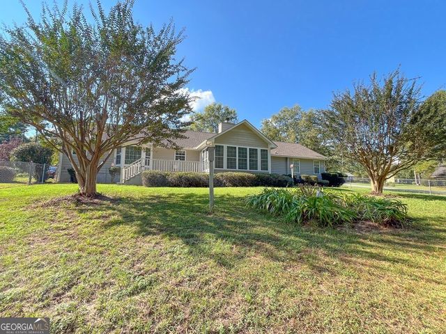 500 Holly Drive, Dublin, GA 31021