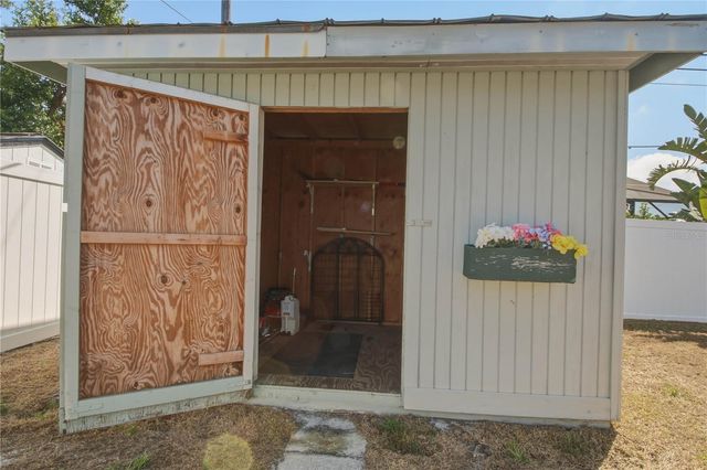 10299 110TH WAY, Largo, FL 33778