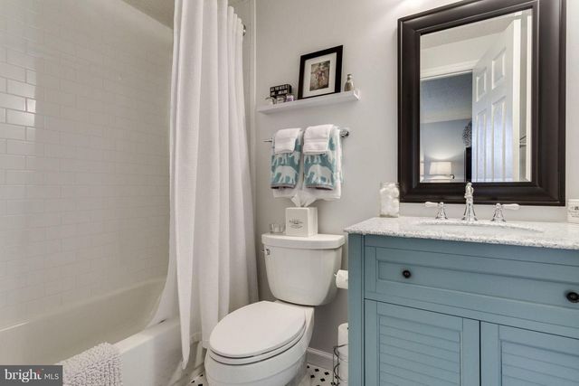 299 E RAYMOND AVE E, Alexandria, VA 22301