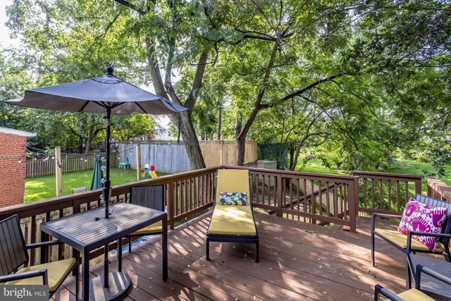 299 E RAYMOND AVE E, Alexandria, VA 22301