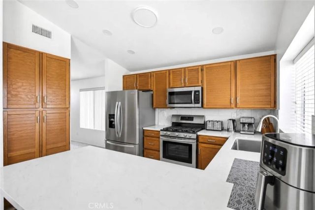 26046 Bay, Moreno Valley, CA 92555