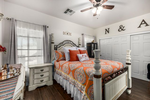 15250 W SHAW BUTTE Drive, Surprise, AZ 85379