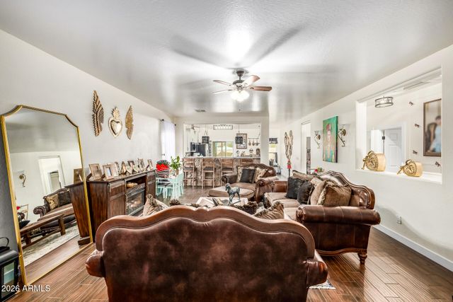 15250 W SHAW BUTTE Drive, Surprise, AZ 85379