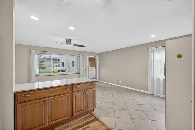 221 Coventry J, West Palm Beach, FL 33417