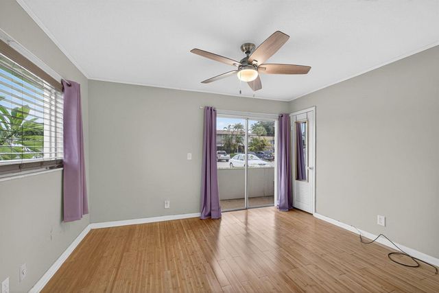 221 Coventry J, West Palm Beach, FL 33417