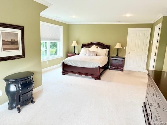 129 Maya Circle, Central Islip, NY 11722