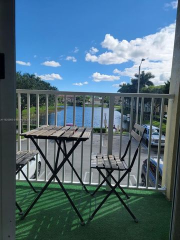 10870 NW 88th Ter 227, Doral, FL 33178