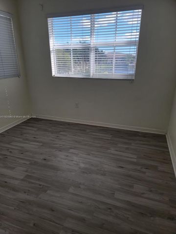 10870 NW 88th Ter 227, Doral, FL 33178