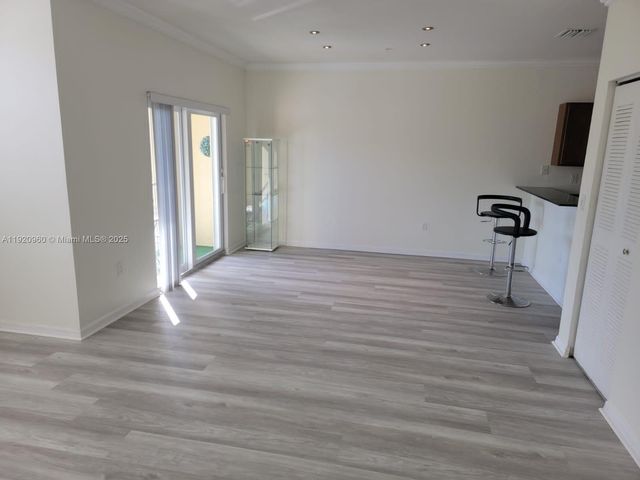 10870 NW 88th Ter 227, Doral, FL 33178