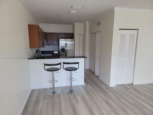 10870 NW 88th Ter 227, Doral, FL 33178