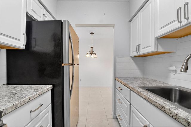 2420 S Federal Highway 0100, Boynton Beach, FL 33435