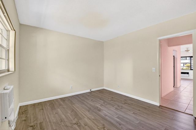 2420 S Federal Highway 0100, Boynton Beach, FL 33435