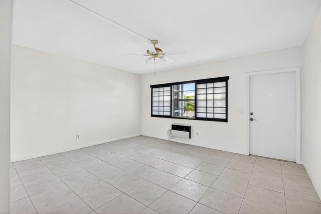 2420 S Federal Highway 0100, Boynton Beach, FL 33435