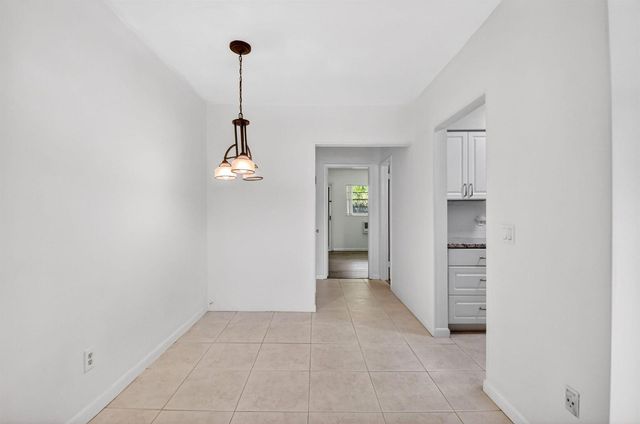 2420 S Federal Highway 0100, Boynton Beach, FL 33435