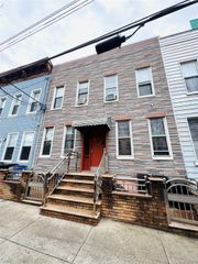 6707 Forest Avenue 2L, Ridgewood, NY 11385