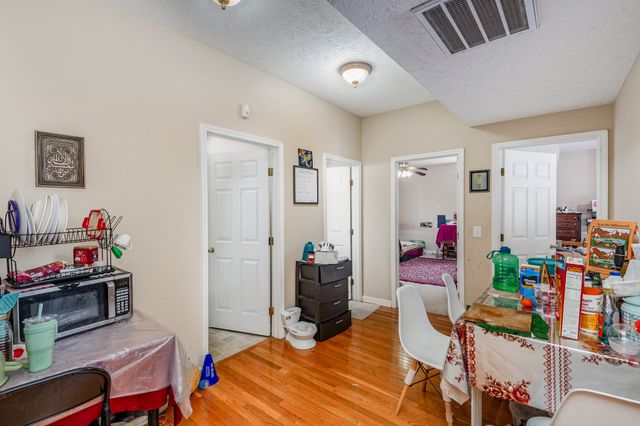 5112 W Oak Highland Dr, Antioch, TN 37013