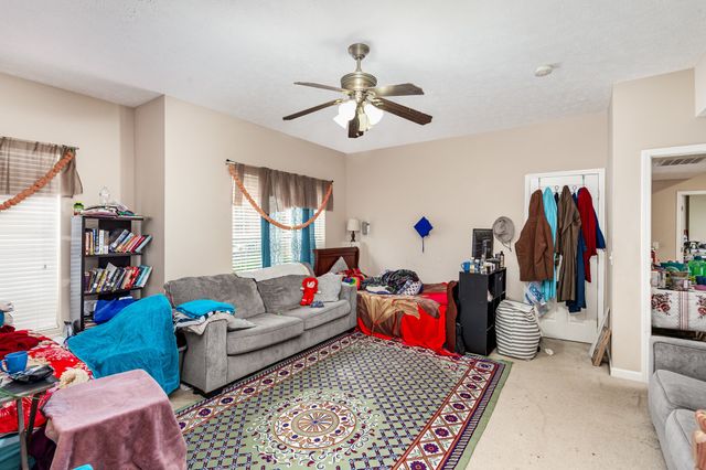 5112 W Oak Highland Dr, Antioch, TN 37013