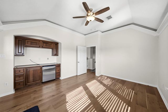 10103 Lazy Lagoon, Houston, TX 77065