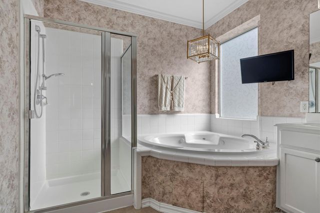 10103 Lazy Lagoon, Houston, TX 77065