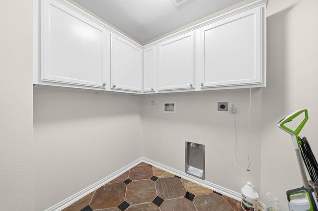 10103 Lazy Lagoon, Houston, TX 77065