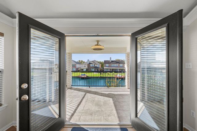 10103 Lazy Lagoon, Houston, TX 77065