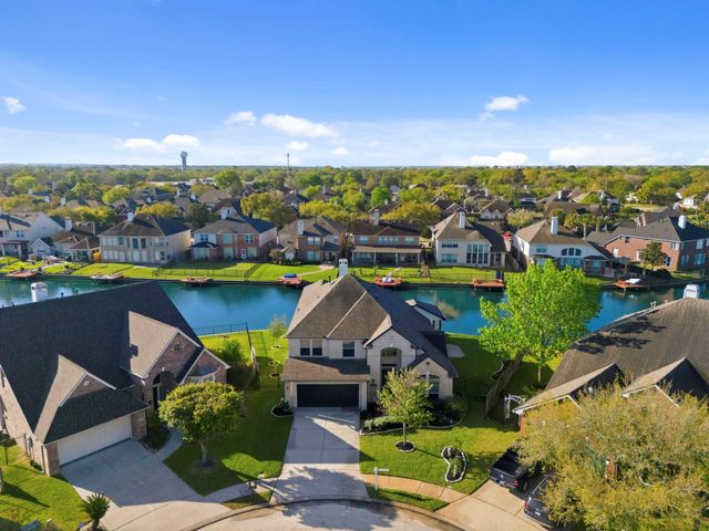 10103 Lazy Lagoon, Houston, TX 77065