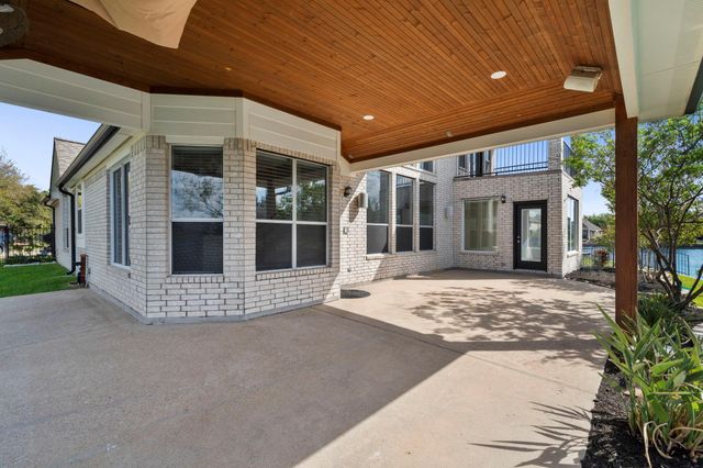 10103 Lazy Lagoon, Houston, TX 77065