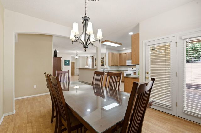3420 Sun Mesa Street SW, Los Lunas, NM 87031