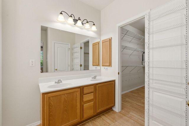 3420 Sun Mesa Street SW, Los Lunas, NM 87031