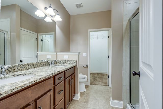 2040 Bungalow Dr, Thompsons Station, TN 37179