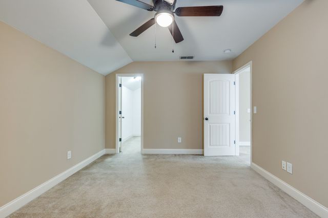 2040 Bungalow Dr, Thompsons Station, TN 37179