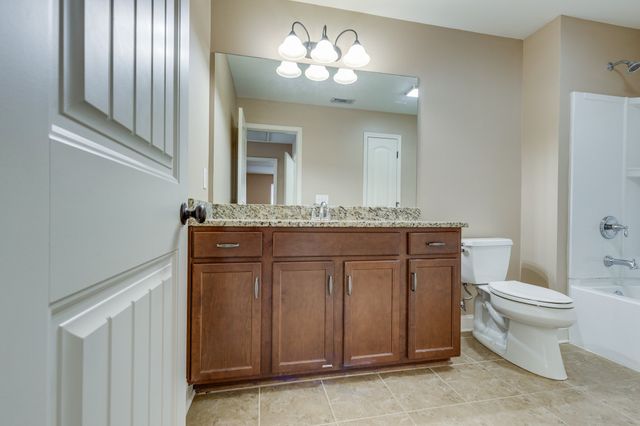 2040 Bungalow Dr, Thompsons Station, TN 37179