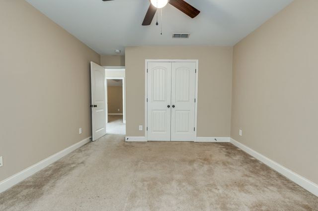 2040 Bungalow Dr, Thompsons Station, TN 37179