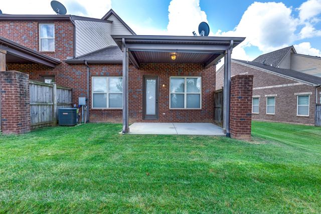 2040 Bungalow Dr, Thompsons Station, TN 37179