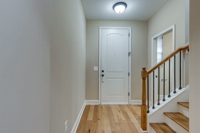 2040 Bungalow Dr, Thompsons Station, TN 37179