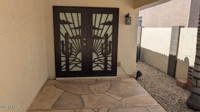 2640 E COWBOY COVE Trail, San Tan Valley, AZ 85143