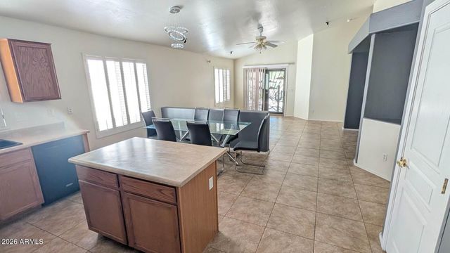 2640 E COWBOY COVE Trail, San Tan Valley, AZ 85143