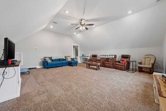 2086 Beverly Ct, Springfield, TN 37172