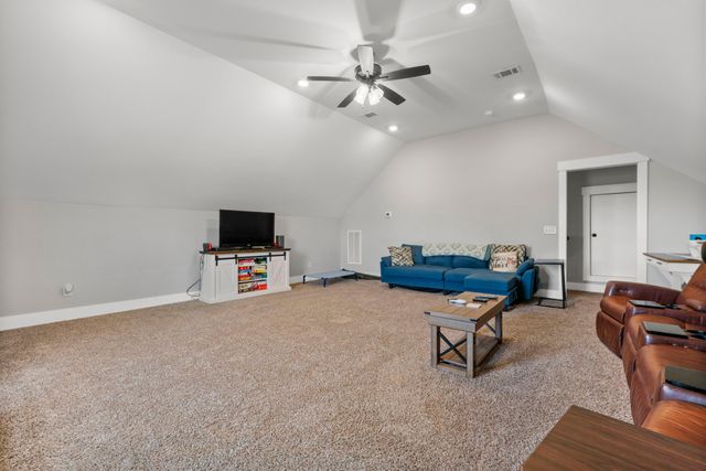 2086 Beverly Ct, Springfield, TN 37172