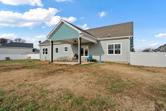 2086 Beverly Ct, Springfield, TN 37172