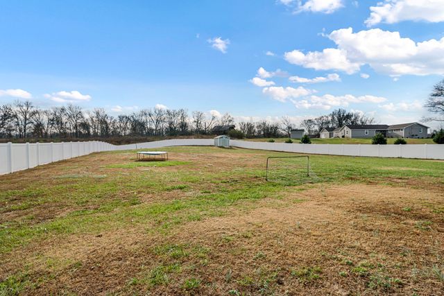 2086 Beverly Ct, Springfield, TN 37172