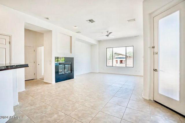 1682 W AINSWORTH Drive, Anthem, AZ 85086