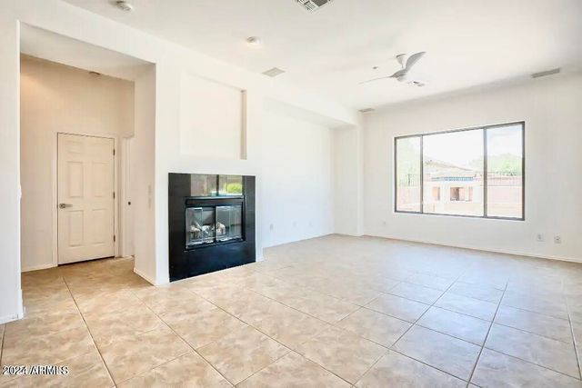 1682 W AINSWORTH Drive, Anthem, AZ 85086