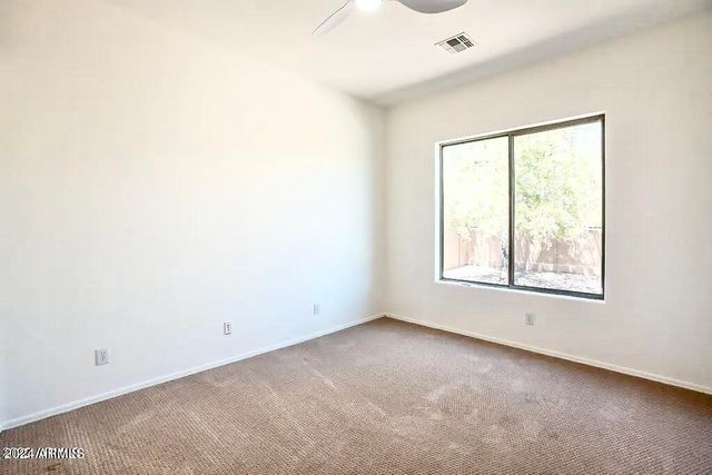 1682 W AINSWORTH Drive, Anthem, AZ 85086