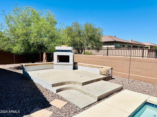 1682 W AINSWORTH Drive, Anthem, AZ 85086