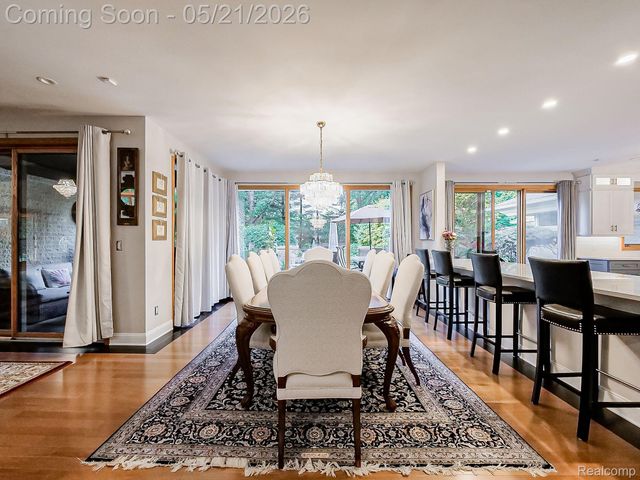 17477 IRIS Circle, Clinton Charter Township, MI 48036