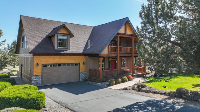 10175 Juniper Glen Circle, Redmond, OR 97756