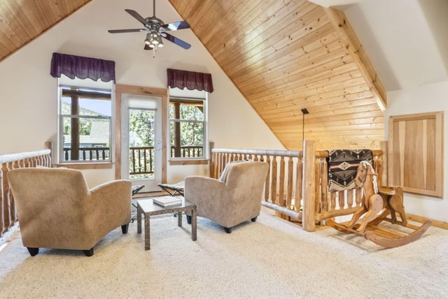 10175 Juniper Glen Circle, Redmond, OR 97756