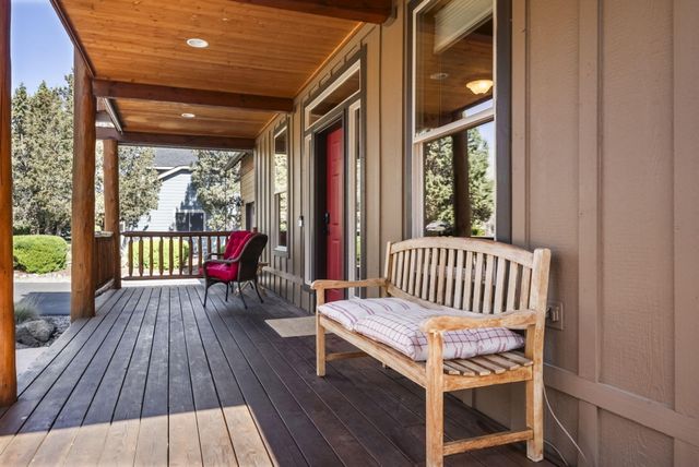 10175 Juniper Glen Circle, Redmond, OR 97756