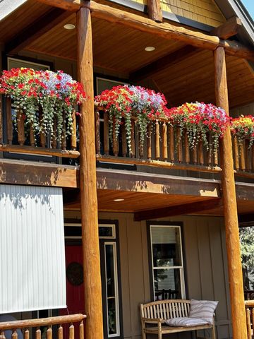 10175 Juniper Glen Circle, Redmond, OR 97756